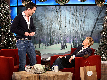 X Factor: Steve Jones Tells Ellen DeGeneres About Voices in His Head