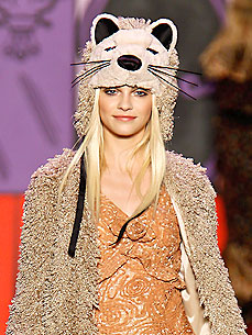 The Water Bowl: Animal Hat Trend Rages On! Plus, Roseanne Barr Says Neighbor Killed Her Goats