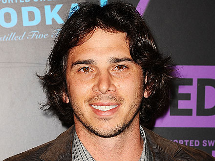 Bachelor Ben Hits Vegas – Without Courtney