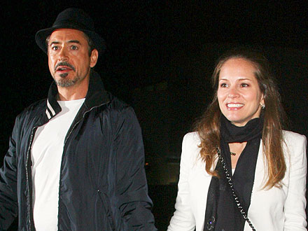 Robert Downey Jr. & Wife Susan Take in a Coldplay Concert