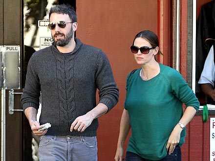 Ben Affleck & Jen Garner Tip Big During Low-Key Date Night