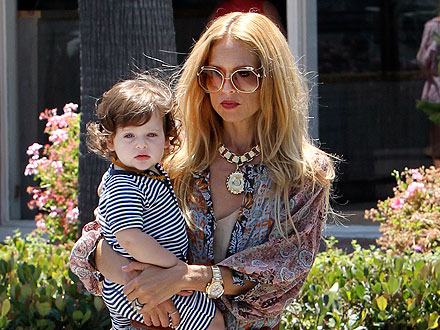 Rachel  on Rachel Zoe And Baby Skyler S Mini Dance Party   Los Angeles  Malibu