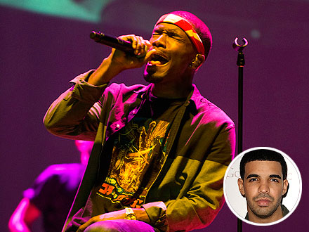 Drake & a Mystery Date Make Surprise Appearance at Frank Ocean's Show