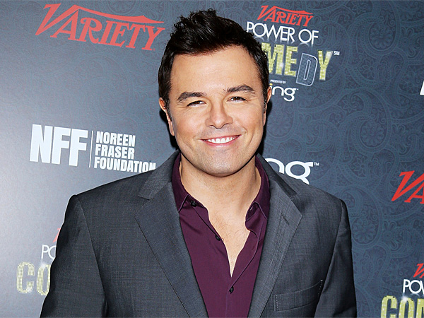 Seth MacFarlane's Santa Monica Dinner Date: A Blonde (Not a Bear)