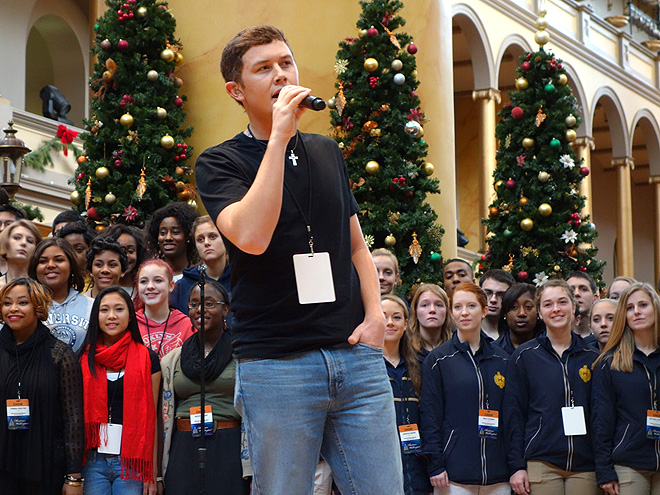 Scotty McCreery: Inside Christmas in Washington