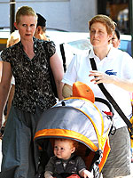 Cynthia Nixon and Christine Marinoni Take a Family Stroll | Cynthia Nixon