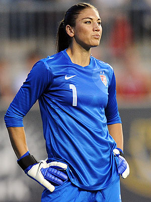 http://img2-3.timeinc.net/people/i/2012/news/120723/hope-solo-300.jpg