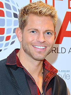 Jaymes Vaughan Wants to Win Amazing Race to Help Cure His Father's Cancer