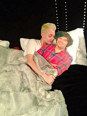Miley Cyrus Tweets Photo in Bed with Cardboard Harry Styles