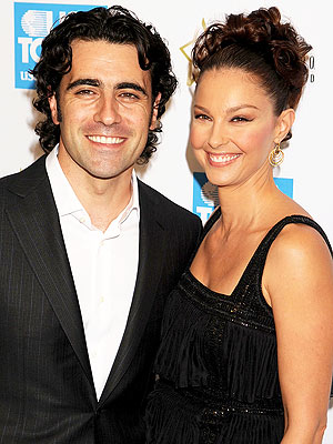 Ashley Judd couple