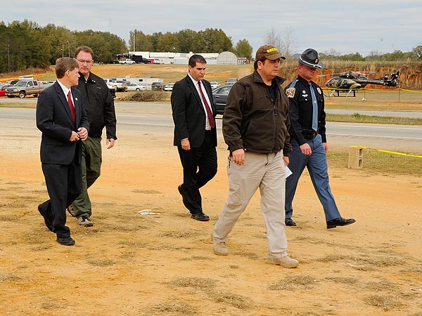 Alabama Standoff Ends; Boy Is Safe, Kidnapper Dead