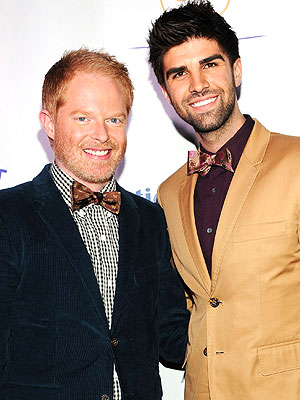 Jesse Tyler Ferguson Celebrates His 1-Year Wedding Anniversary by 'Eating A Lot'