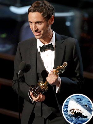 Academy Awards: Jaws Theme Cuts Off Chatty Oscars Winners