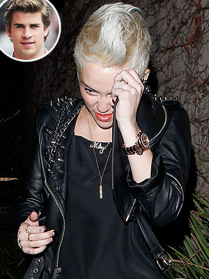 Miley Cyrus Split Rumors: Not Wearing Engagement Ring