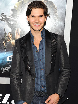 Lisa Vanderpump's Pro Gleb Savchenko Used His Bare Chest to Lure Her into Rehearsals