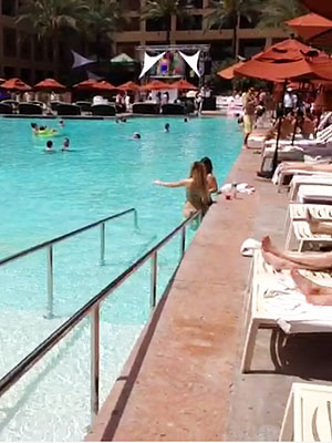 Coachella: PEOPLE's Vines from the Music Festival
