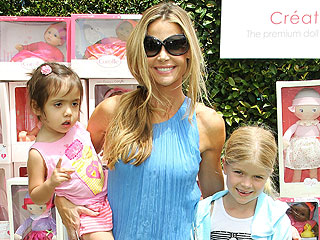 Denise Richards: Charlie Sheen & I 'Actually Enjoy Hanging Out'