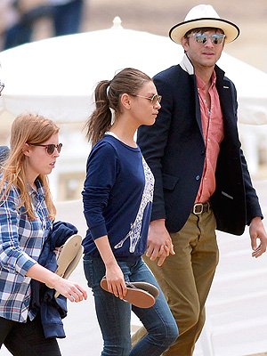 Ashton Kutcher & Mila Kunis Vacation in Saint-Tropez with Princess Beatrice