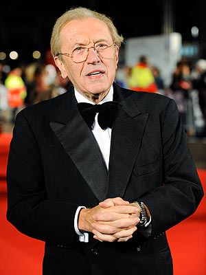 David Frost Dies Onboard a Cruise Ship