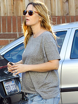Drew Barrymore Shops with Her Growing Baby Bump