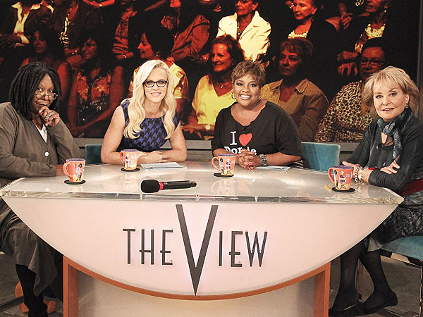 Jenny McCarthy: I'm Getting Into the Groove on The View