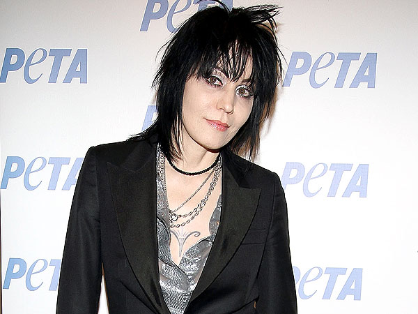 Joan Jett Being Protested as Thanksgiving Day Performer For Being a Vegetarian