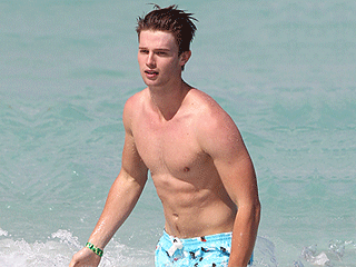 Hollywood's Sizzling Beach Bums | Patrick Schwarzenegger