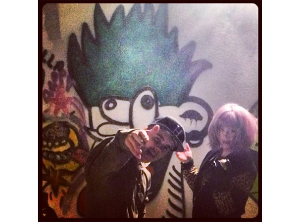 Kelly Osbourne Paints Graffiti with Justin Bieber After Announcing Split from Fiancé