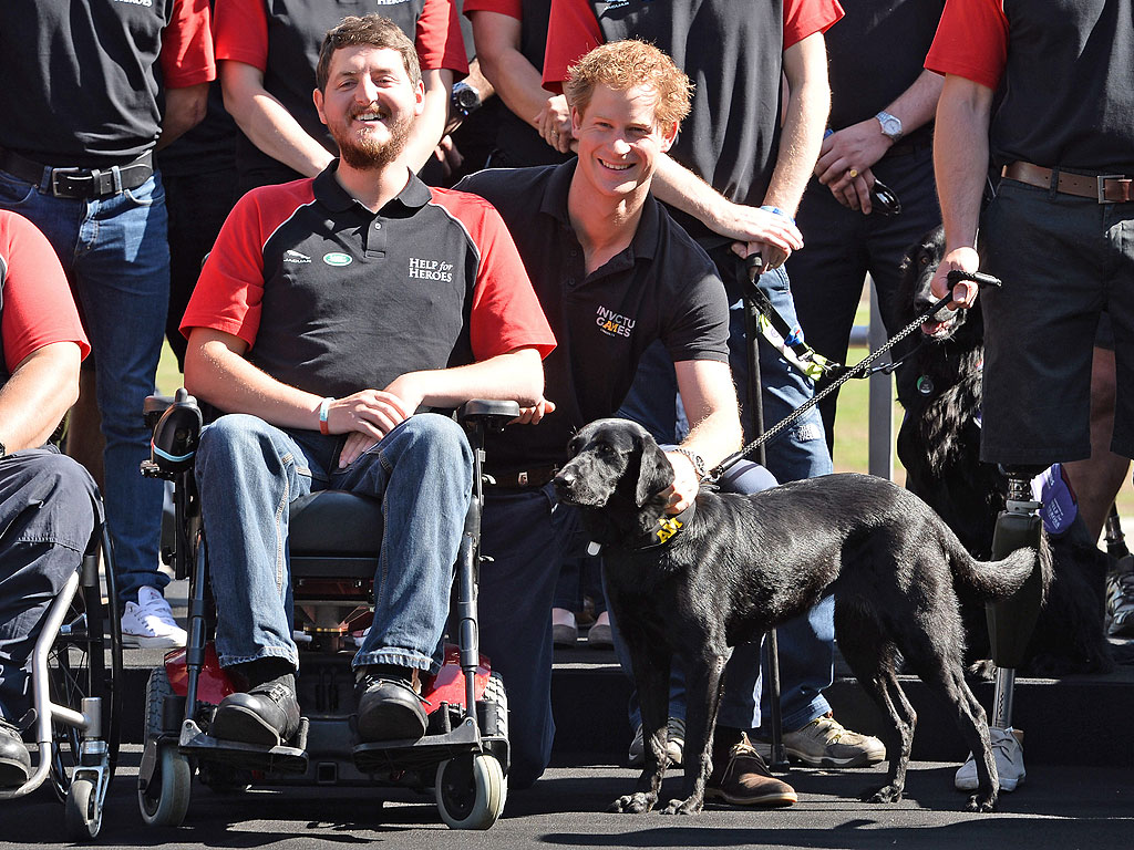 A Proud Prince Harry Praises Paralympic Athletes at Invictus Games