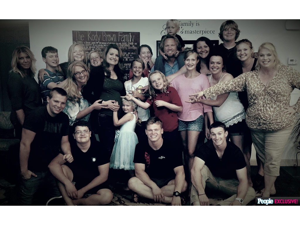 TLC Sister Wives Robyn Brown Pregnant
