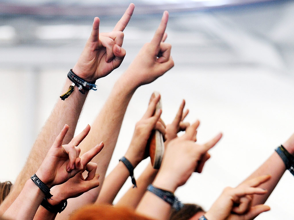 heavy-metal-fans-are-more-well-adjusted-than-their-peers-people