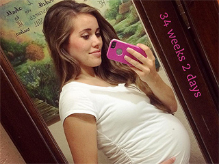 Jessa (Duggar) Seewald Posts for Maternity Photo Shoot: 'Soon We Get to Meet This Sweet New Seewald!'