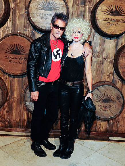 Halloween Lisa Rinna Harry Hamlin Apologize For Swastika Sid Vicious Costume