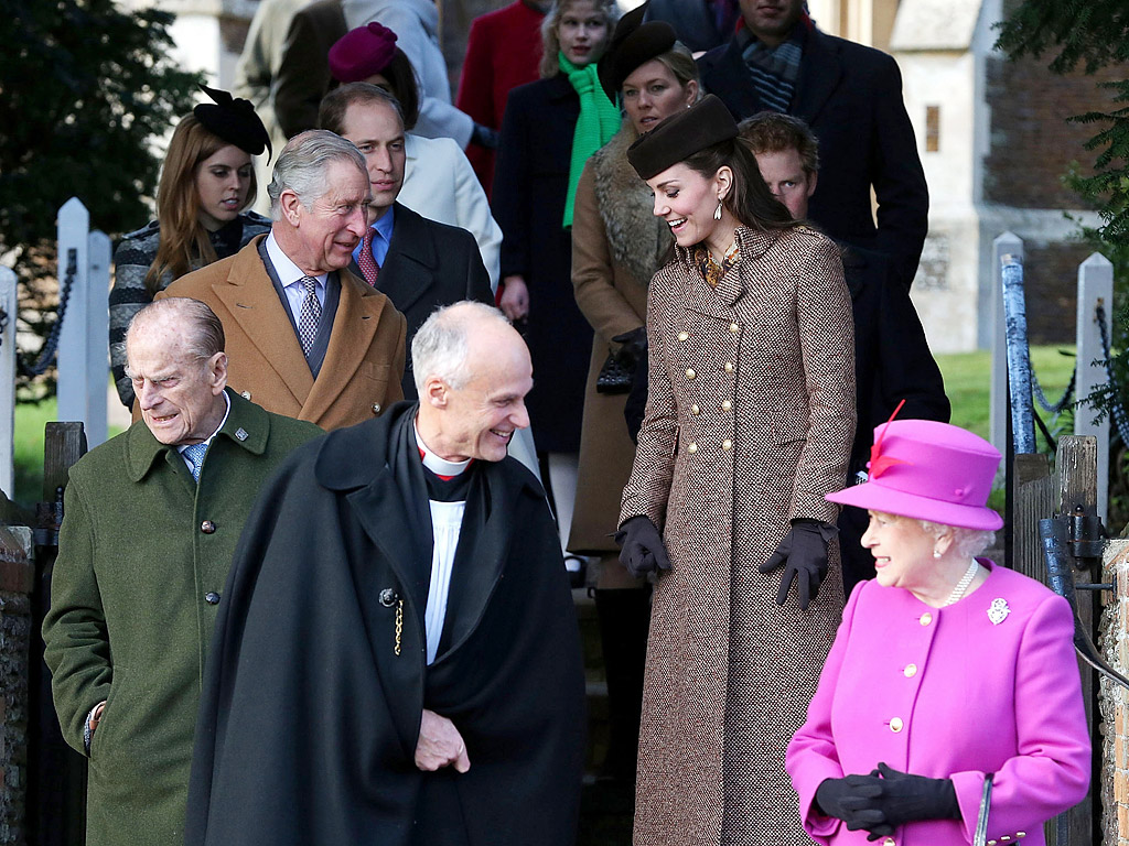 7 Very Merry Royal Family Holiday Traditions