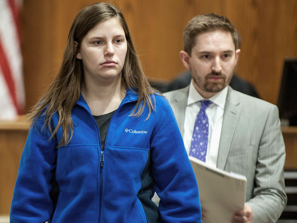 Lindsay Johnson: Illinois Student Charged with Murdering Newborn