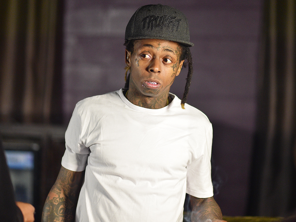 Lil Wayne S Upcoming Memoir Describes Prison Life And Alleged Betrayal By Drake Mobile
