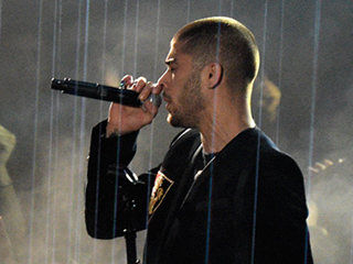 Zayn Malik Performs 'Like I Would' at the iHeartRadio Music Awards After His Solo Album Debuts at No. 1