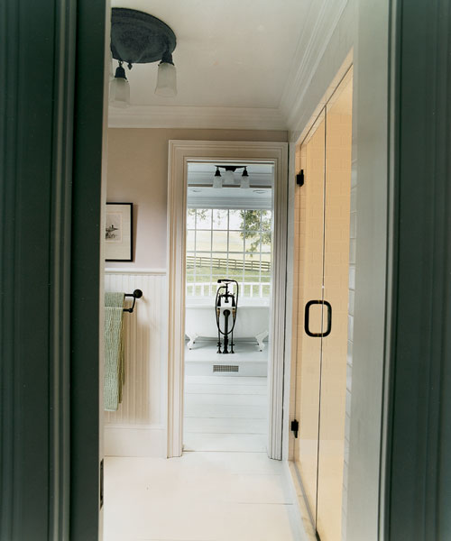 pocket doors between grooming areas