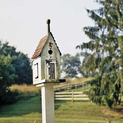 birdhouse at Ravenroyd