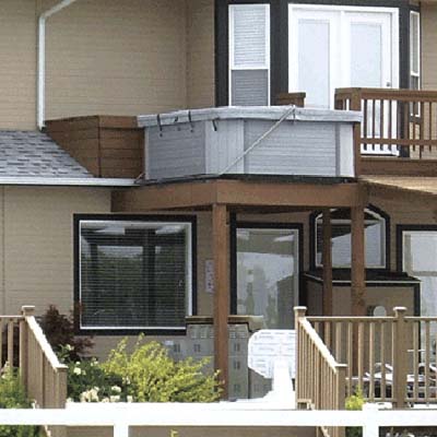 hot tub on the second story of the house
