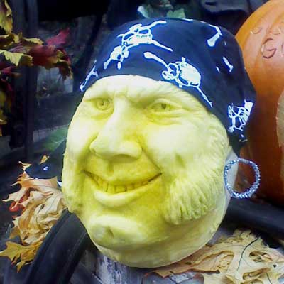 2010 this old house pumpkin carving winner