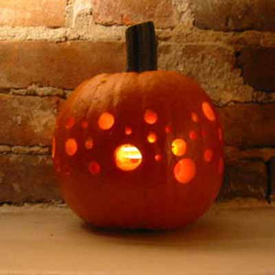 how to carve a pumpkin: light it