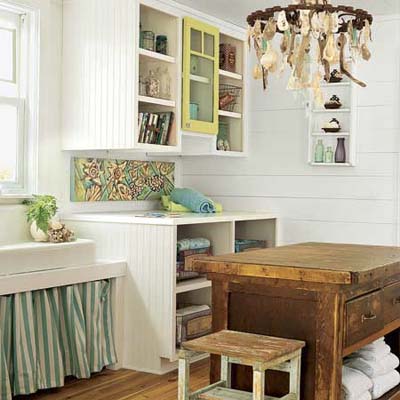combination bath laundry in pale tones and an aged look