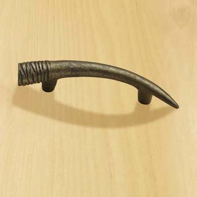 polyresin bar pull with a tusk design for cabinets and drawers