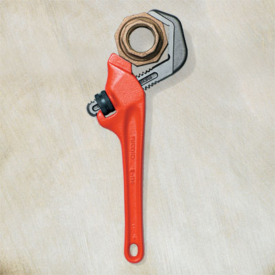 cast-iron plumbing wrench