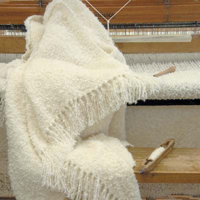 wowen throw