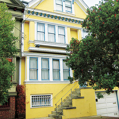 Rowhouse exterior before remodel