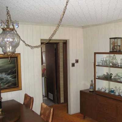 Reader's dining room before remodel