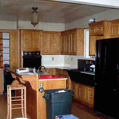 Reader's kitchen before remodel