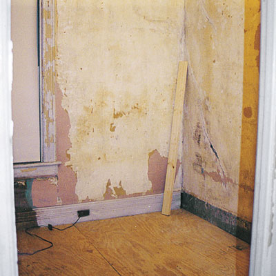 Queen anne bathroom before remodel